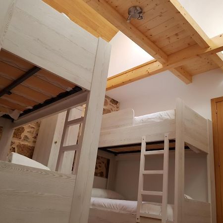 Albergue A Salazon Вилануева де Ароса Екстериор снимка