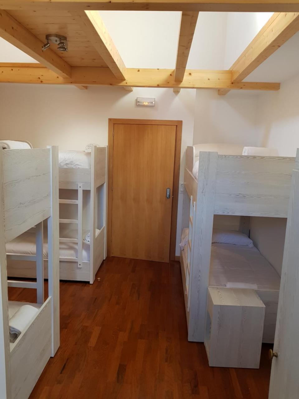 Albergue A Salazon Вилануева де Ароса Екстериор снимка
